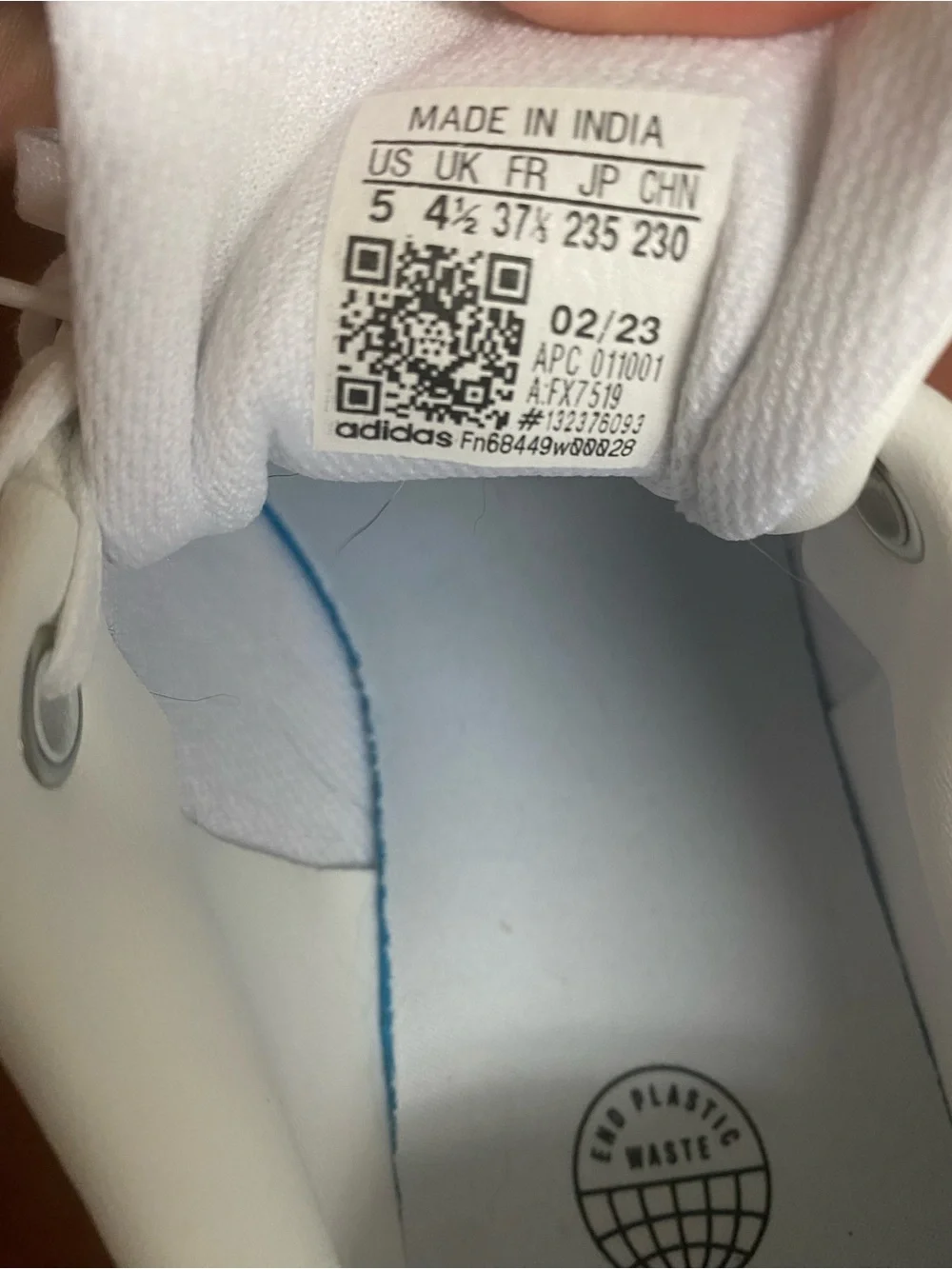 adidas Kids White Sneakers with Green Heel Tab 5Y or 7 women’s